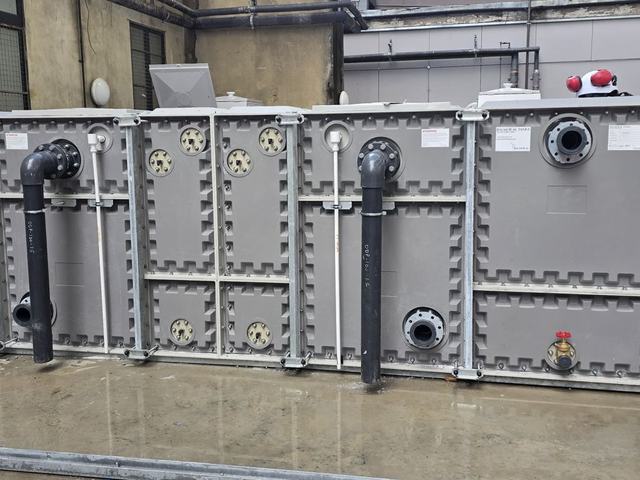 Finished sectional tank, outdoors